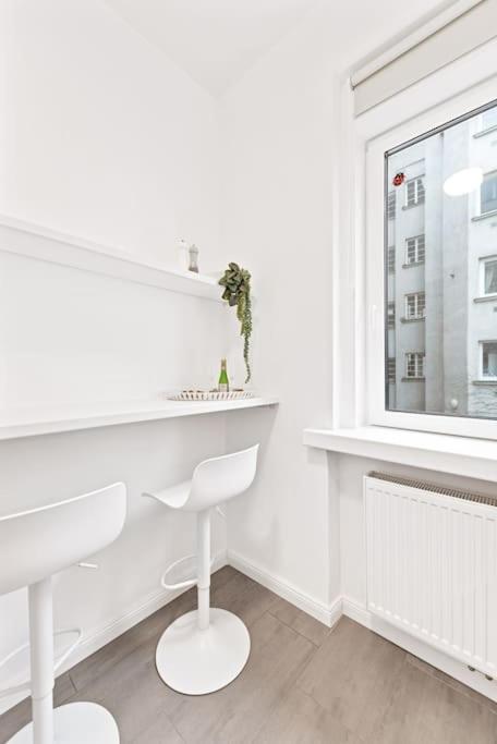 Cozy Apartment In Quiet Location, Fast Train Station 100M Away, Contactless Check-In Wien Ngoại thất bức ảnh