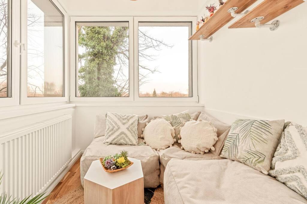 Cozy Apartment In Quiet Location, Fast Train Station 100M Away, Contactless Check-In Wien Ngoại thất bức ảnh
