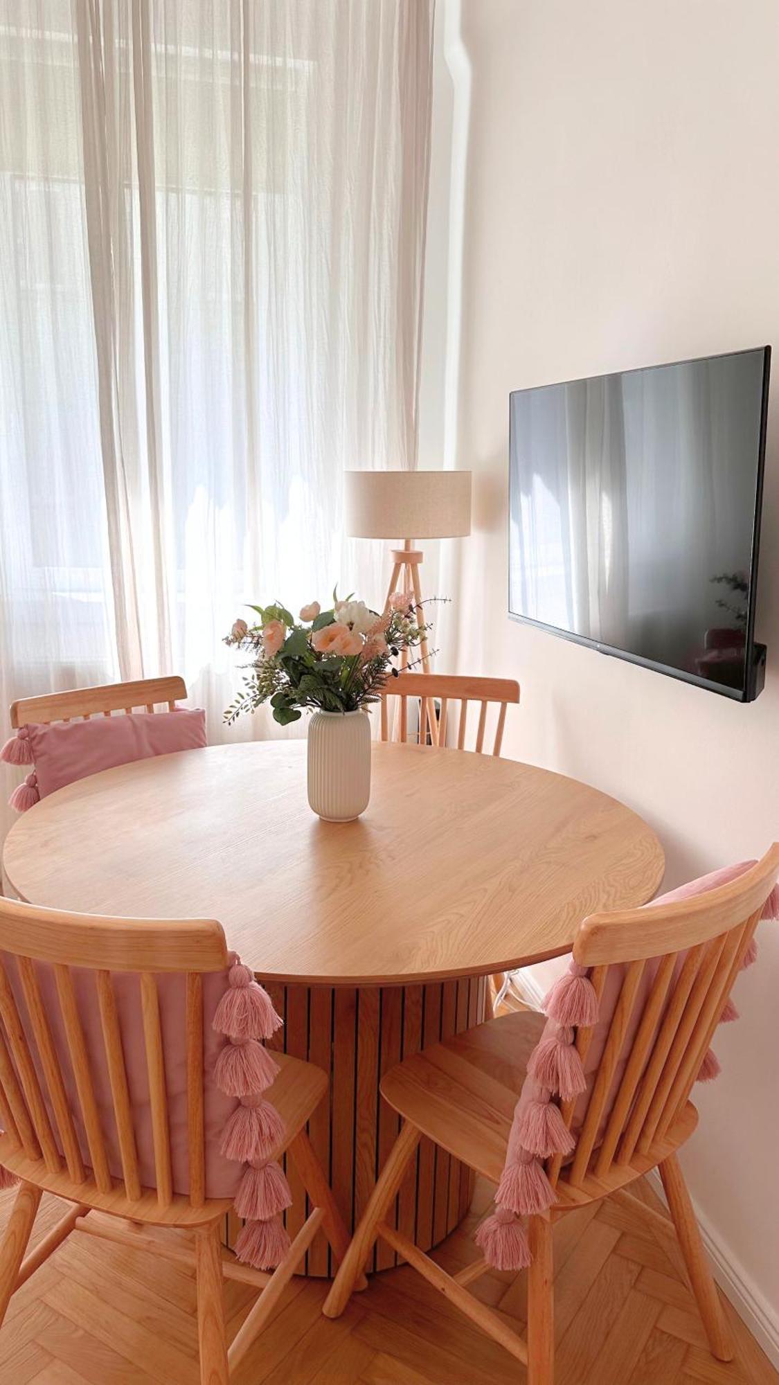 Cozy Apartment In Quiet Location, Fast Train Station 100M Away, Contactless Check-In Wien Ngoại thất bức ảnh